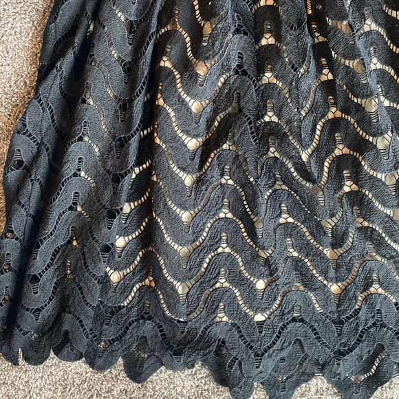 HYPR Black Lace & Cream Underlay Midi Circle Skirt, Women’s L, 96369 - Picture 11 of 16